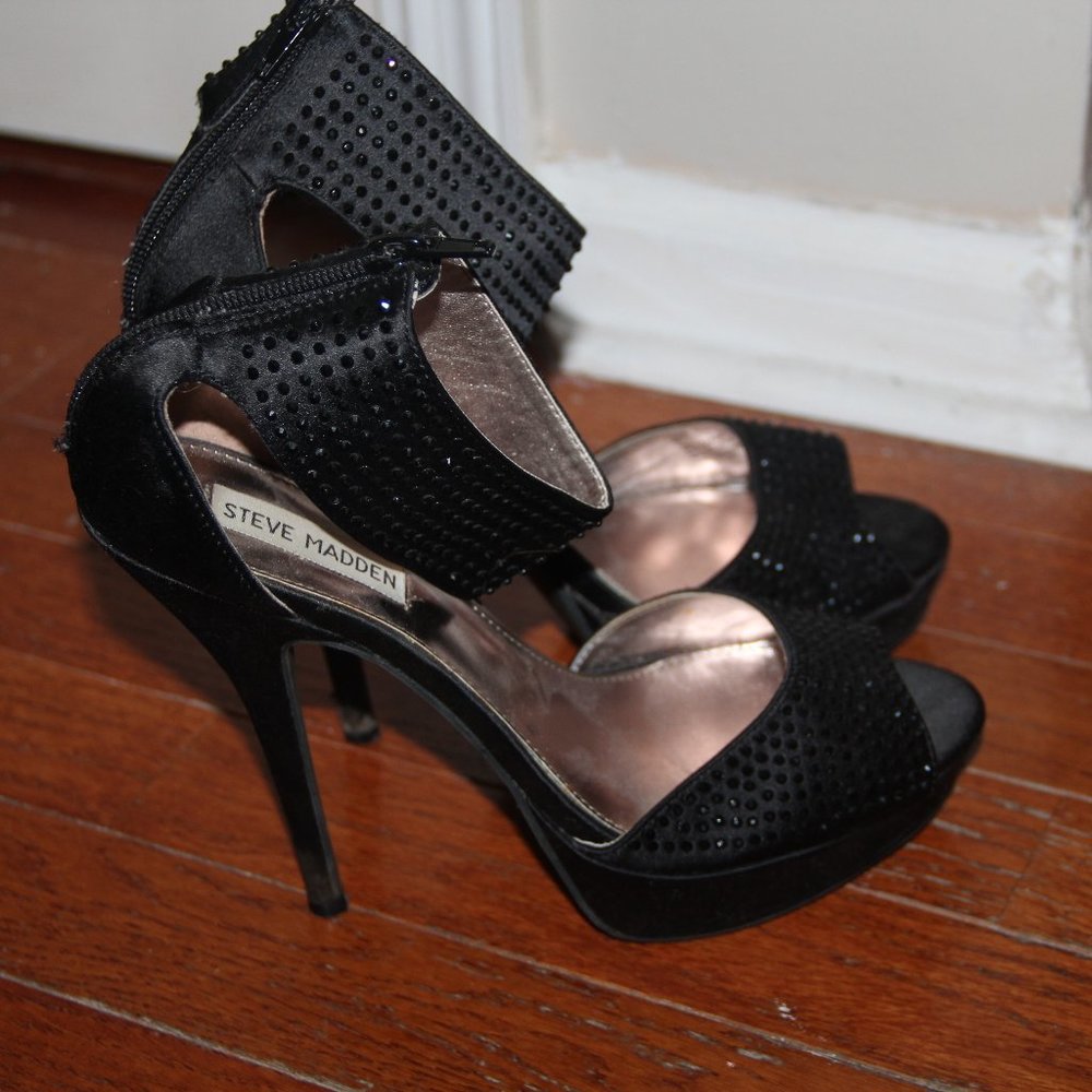 Steve Madden Black Heels
